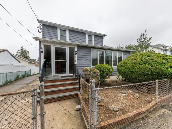 5 Lewis Pl Floor 1, Lynbrook, NY 11563