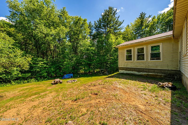 5th image of 315 Angel Road