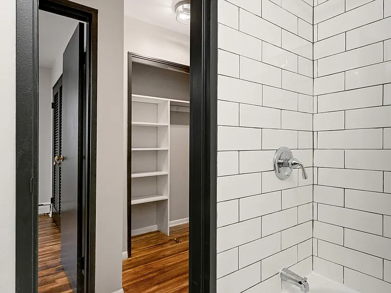 3115 Aldrich Ave S #202 — Photo 13