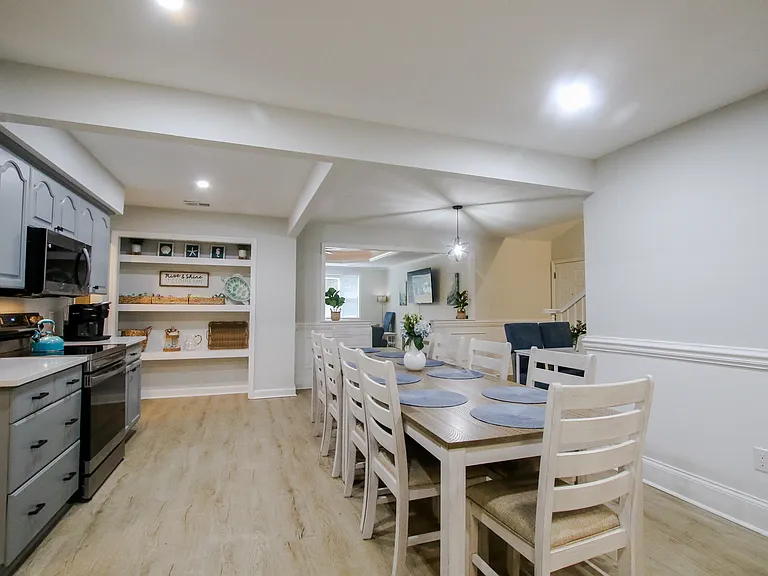 210 Newton Ave — Photo 33