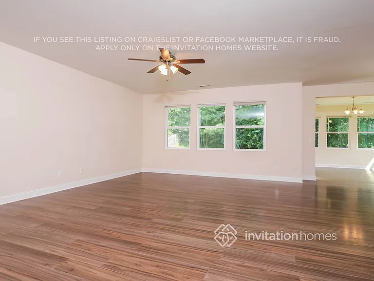 404 Ferry Ct — Photo 4