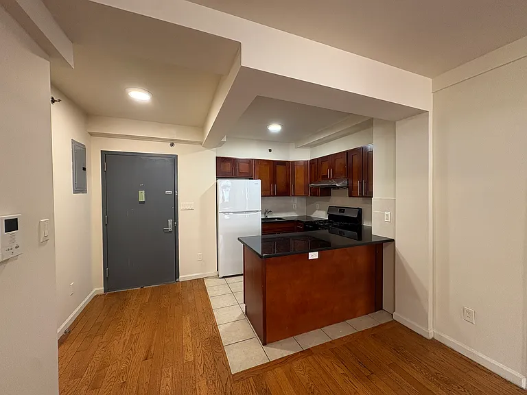 4134 Haight St #303 — Photo 3
