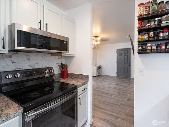 5th image of 1814 N 30th Street