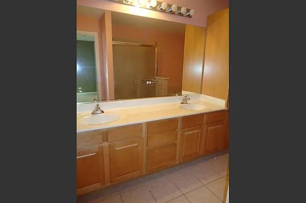 1878 Waverly Way — Photo 16