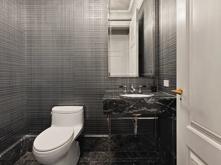 20 E End Ave #10A — Photo 17