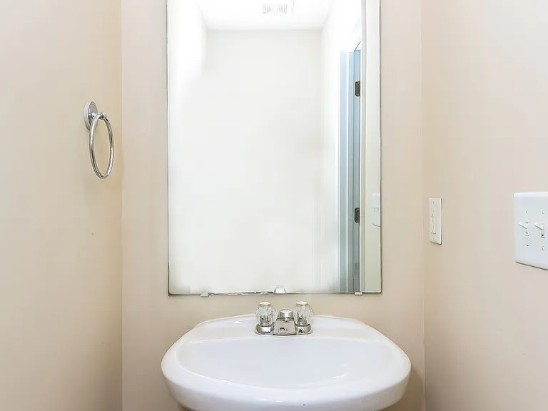 51 Valleyfield Dr — Photo 16