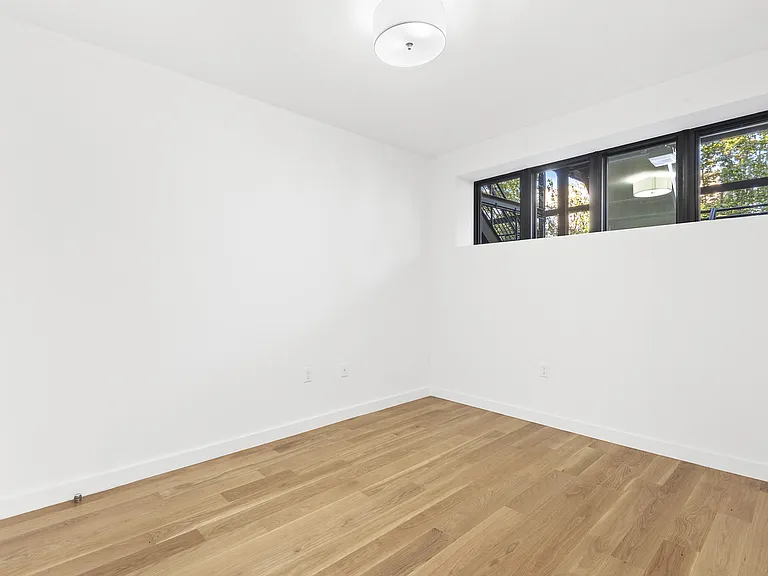 873 Pacific St #2B — Photo 6