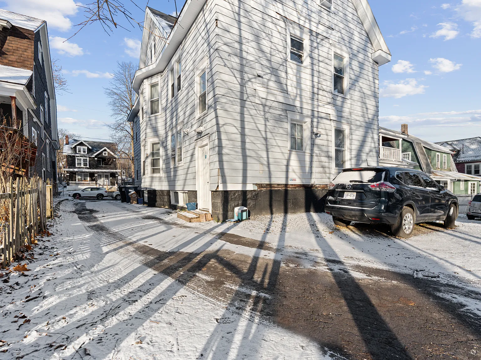 122-124 Redfield Pl — Photo 4
