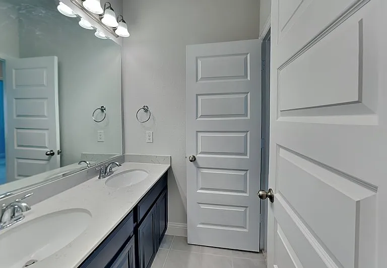 4417 Benton Ln — Photo 16