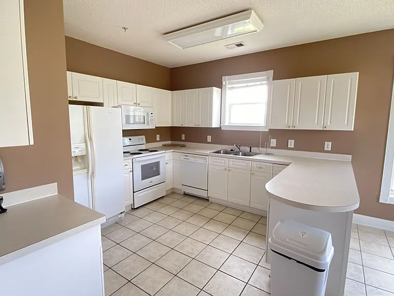 2241 Waterview Dr #132 — Photo 7