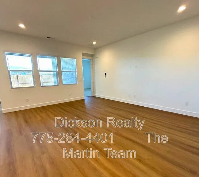 7328 Oakmont Ln — Photo 5