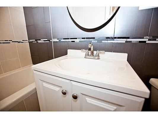 Rented by EXR | media 24