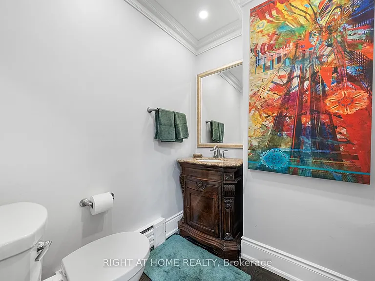 40 Heathview Ave — Photo 9
