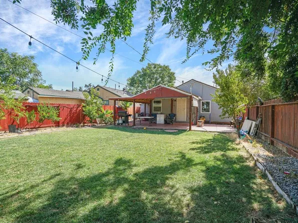 3713 18th Ave, Sacramento, CA 95820