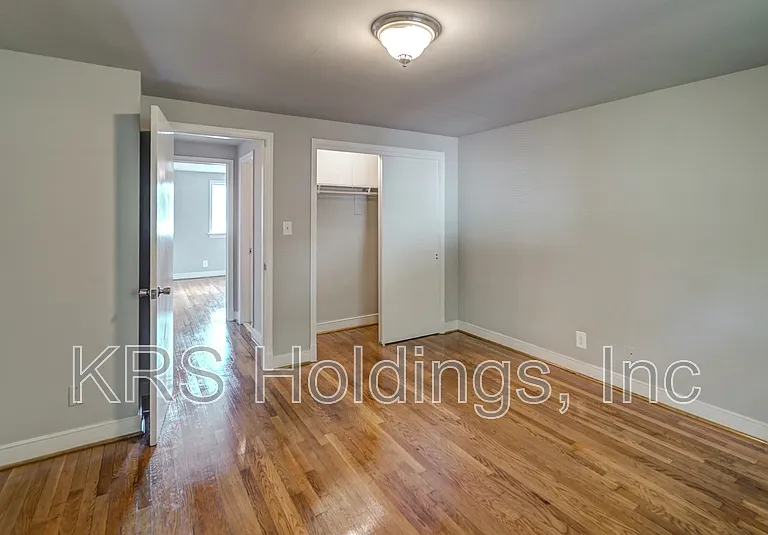 5423 Remuda Dr #2 — Photo 3