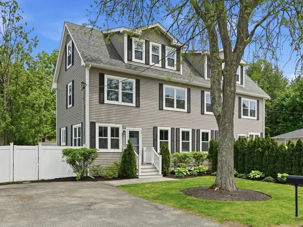 36 Neillian St #36, Bedford, MA 01730