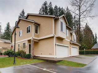 1042 215th Pl SE, Bothell, WA 98021