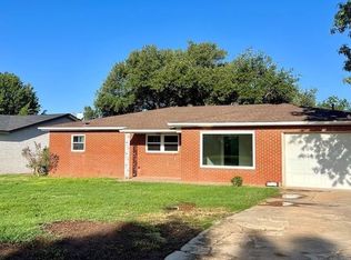 204 SW 16th St, Seminole, TX 79360