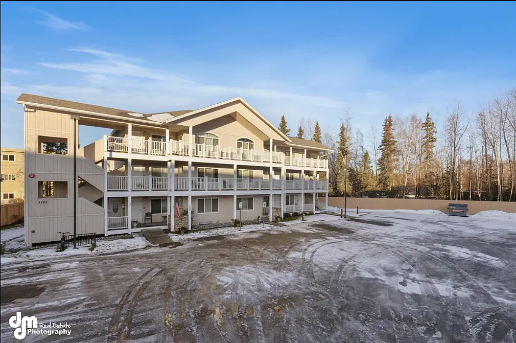 Fully Furnished Units Near UMED District, Anchorage, AK | Athenian Village Apartments — Photo 1