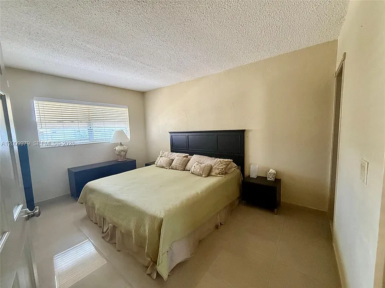 467 Golden Isles Dr #310 — Photo 7