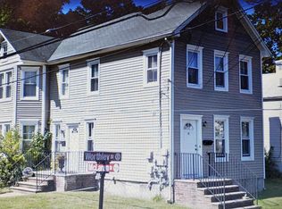 26 Worthley St, Red Bank, NJ 07701