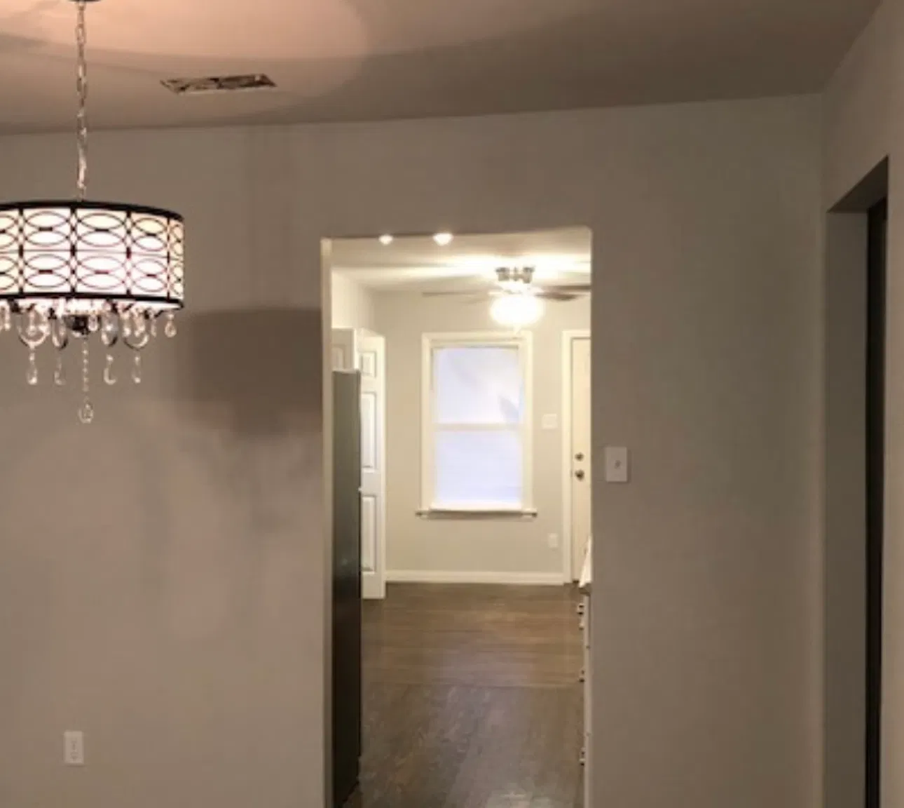 3 bed, 1028 sqft, $1,500 — Photo 2