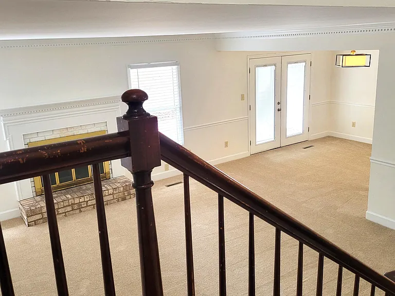 102 Wimbledon Dr — Photo 51