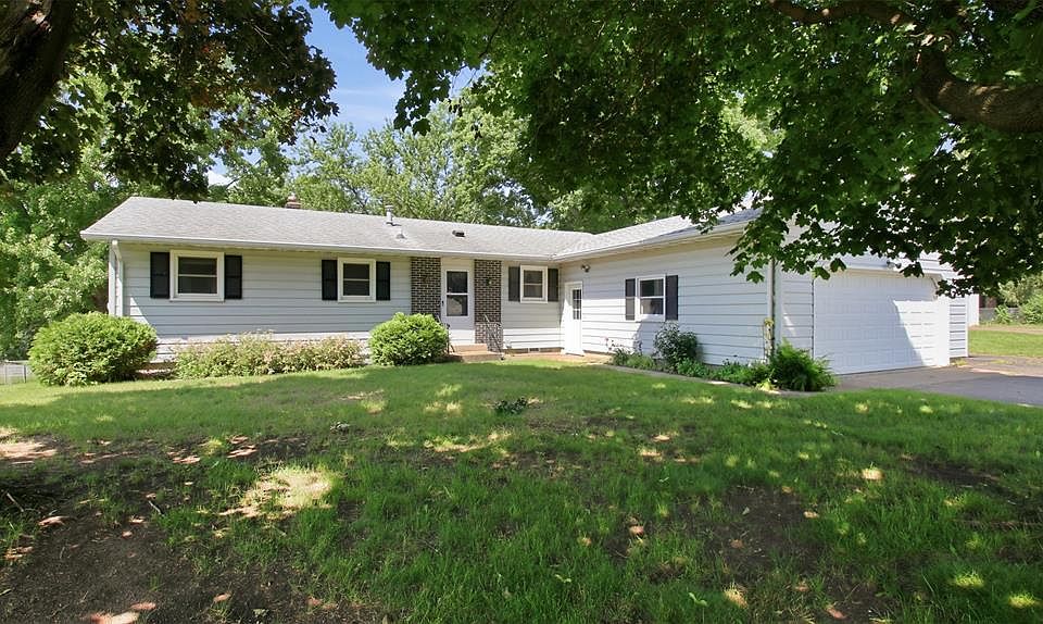 1st image of 1544 Howard Avenue
