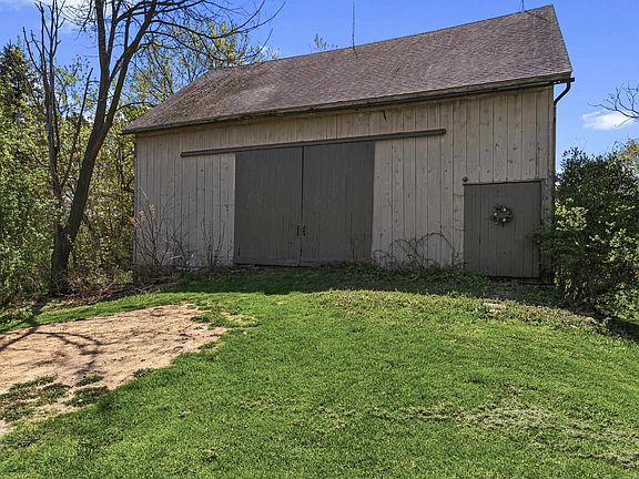 5th image of 10238 Foley Rd