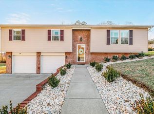 332 Hickory Ridge Dr, Corbin, KY 40701