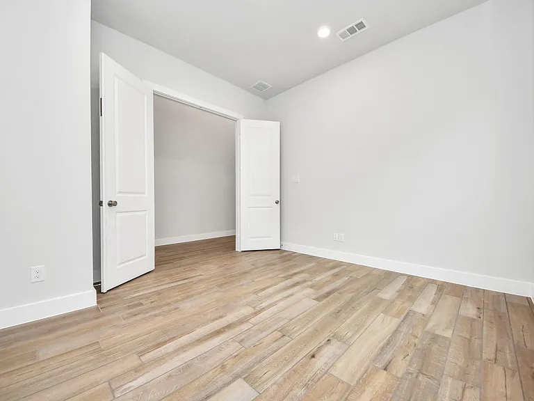 26907 Southwick Valley Ln — Photo 11