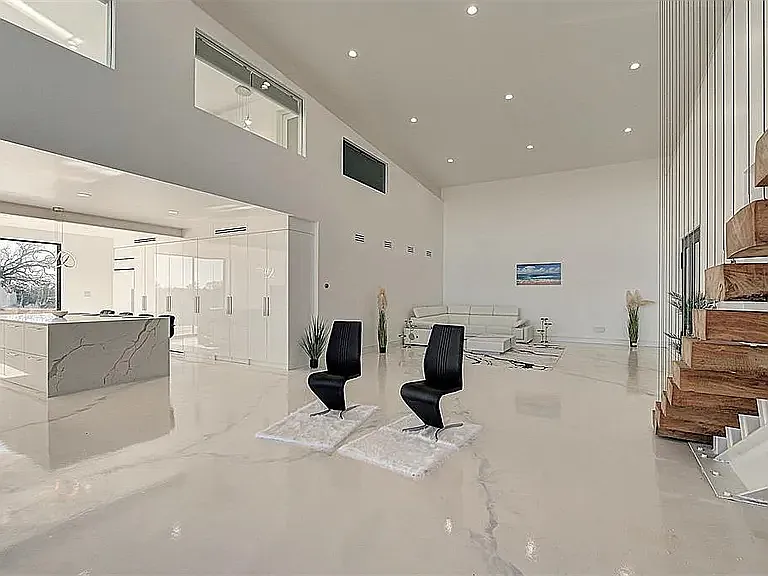 456 Mockingbird Rd — Photo 6