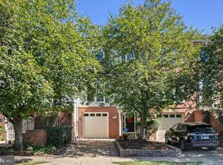 6347 Simmer Cir, Springfield, VA 22150