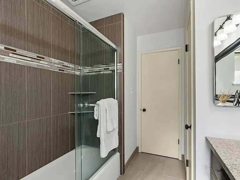141 Whistler Ct — Photo 5