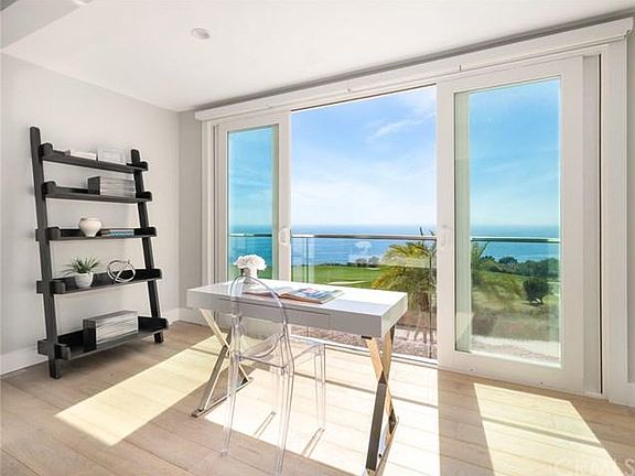 3rd image of 3200 La Rotonda Dr Unit 307