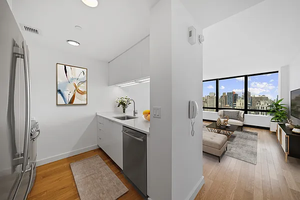 Rented by Vector New York, LLC | media 17