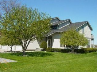 4135 River Rd, East China, MI 48054