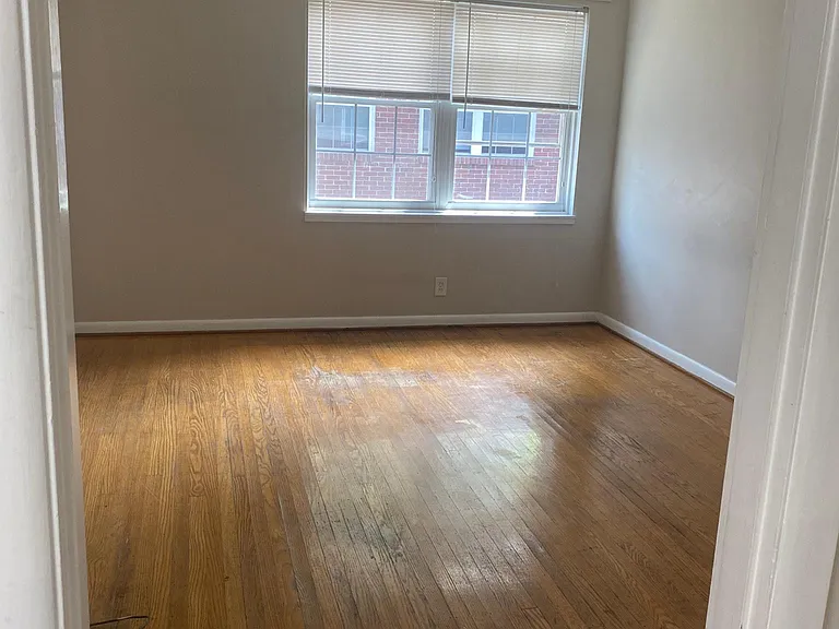 3802 Nanz Ave #11 — Photo 3