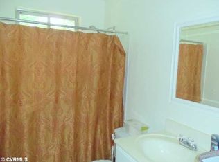 6347 Lakeway Dr, Mechanicsville, VA 23111