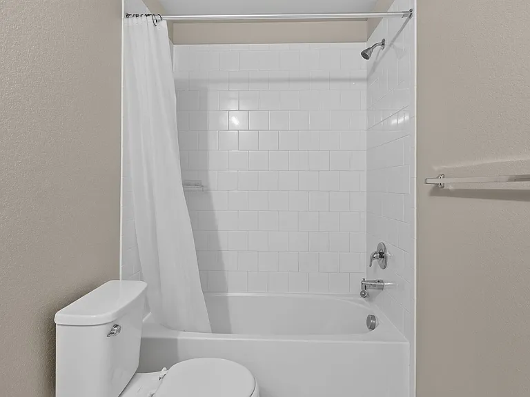 360 Marlowe Ct — Photo 13