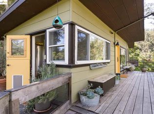 6441 Valley View Rd, Oakland, CA 94611