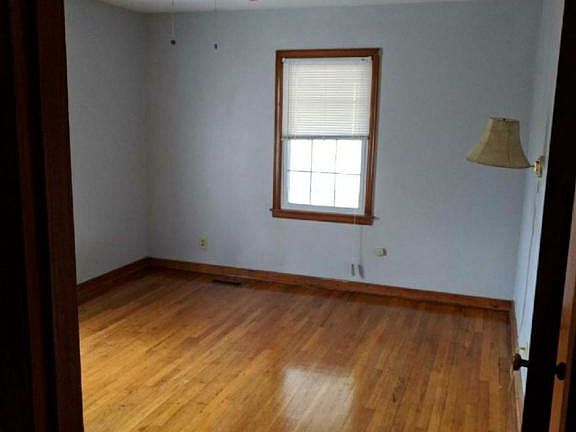5th image of 2207 McClung Ave