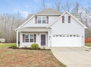 1056 S Philwood Ct, Fuquay Varina, NC 27526