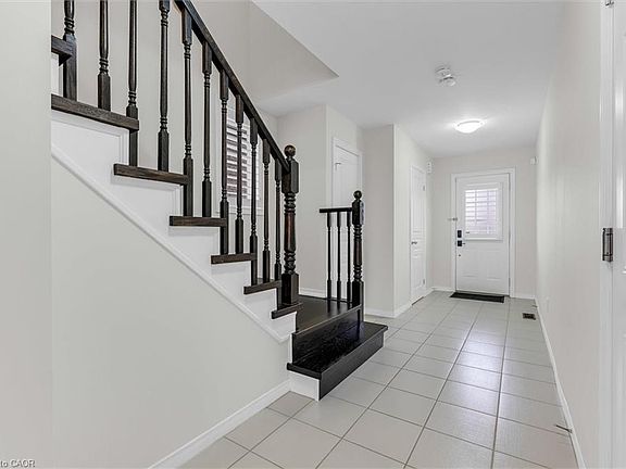 4th image of 183 Penny Ln
