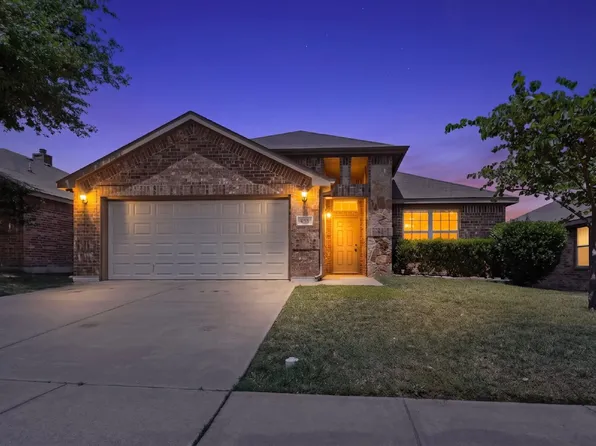 416 Prescott Ln, Crowley, TX 76036