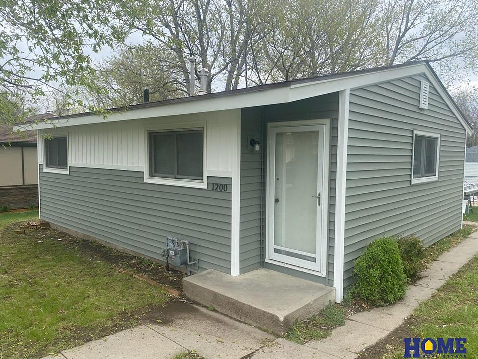 1st image of 1200 N 52nd St