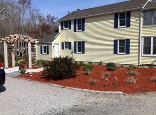 1615 Gar Hwy #2, Swansea, MA 02777