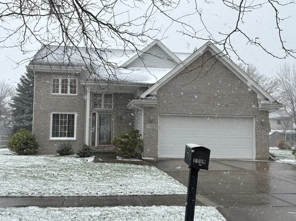 1119 Pickwick Dr, Rochelle, IL 61068