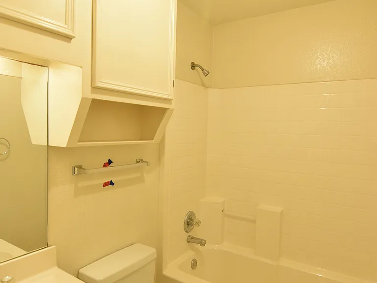 1505 Oleta St — Photo 11