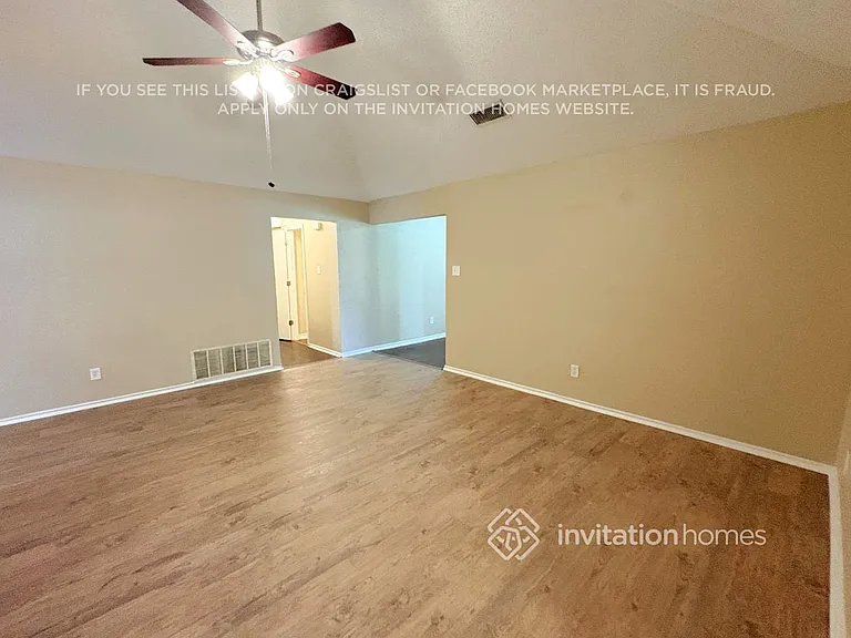 6616 Braddock Pl — Photo 4